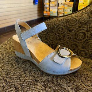 Dansko - Stella Sky Blue - Multiple Sizes (NEW W/ BOX)